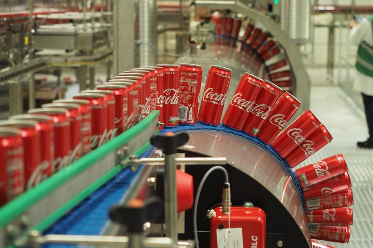 Βαριά καμπάνα 10,34 εκατ ευρώ στην Coca Cola 3E