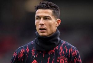 Η Γιουνάιτεντ ετοιμάζει διακοπή συμβολαίου και κάνει μήνυση στον Ρονάλντο