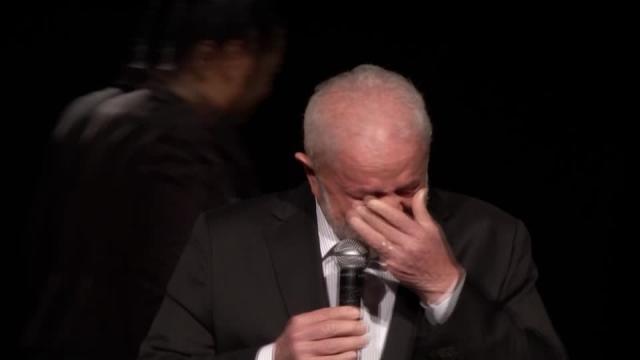 Βραζιλία: Ο πρόεδρος Λούλα ξέσπασε σε λυγμούς ενώ μιλούσε για την πείνα