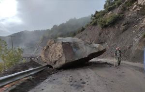 Στο… κόκκινο 10 περιοχές για κατολισθήσεις