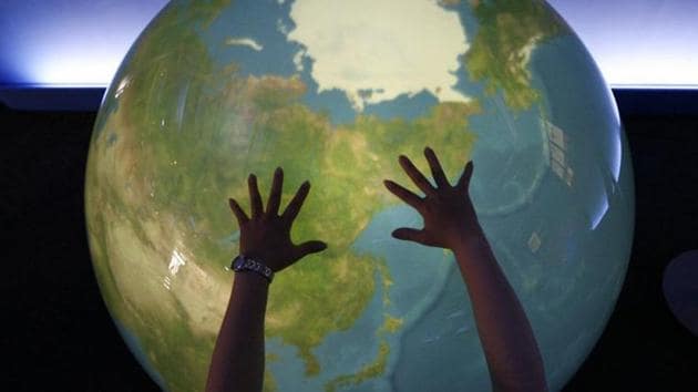 8 δισεκατομμύρια άνθρωποι. Πόσο θα αντέξει ο πλανήτης;