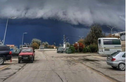 Shelf cloud «κάλυψε» τη Σαμοθράκη