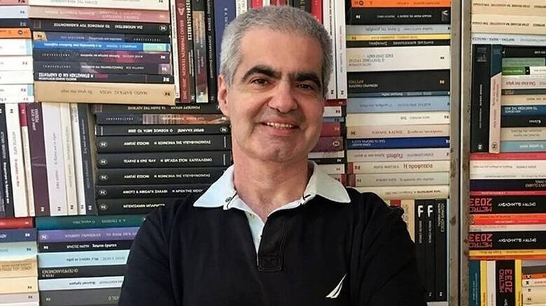 Βασίλης Παπαθεοδώρου: «Ζω άτακτα πράγματα μέσα από τους ήρωες των βιβλίων μου» – Η συζήτηση με παιδιά