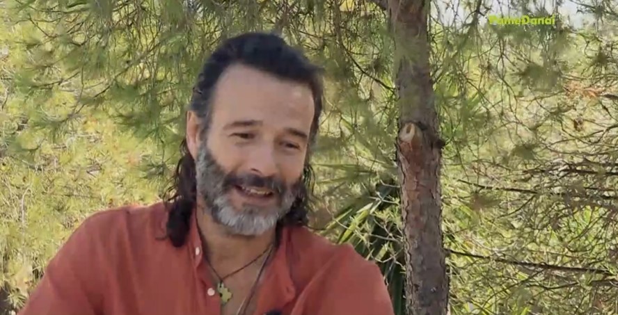 Θανάσης Ευθυμιάδης: «Όταν απέκτησα τις κόρες μου σταμάτησα τα μαχητικά σπορ και έκανα γιόγκα»