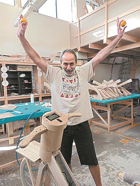 «Βοηθώντας τους άλλους, βοηθάς τον εαυτό σου»