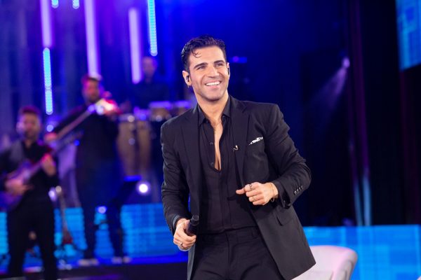 Σπίτι με το MEGA: H Ρούλα Κορομηλά υποδέχεται τον Πέτρο Ιακωβίδη