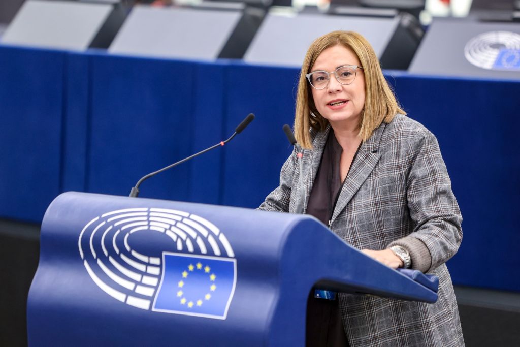 Μαρία Σπυράκη: Εκτός ΝΔ με απόφαση Μητσοτάκη – Ανεστάλη η κομματική ιδιότητά της