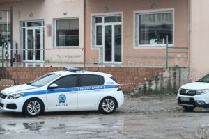 Θεσσαλονίκη: Διαμαρτυρία αντιεξουσιαστών για τον βαρύ τραυματισμό του 16χρονου