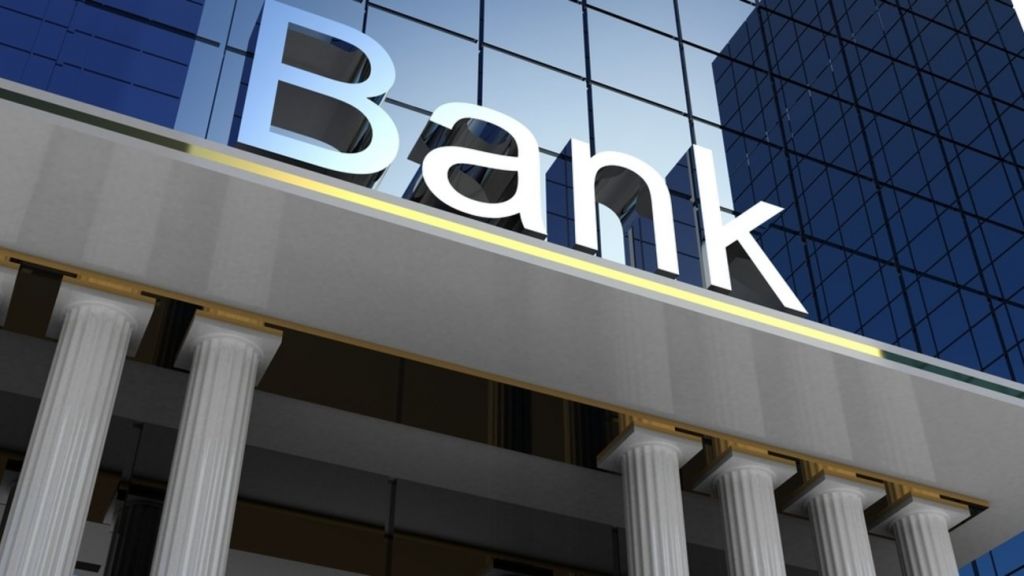 Τράπεζες: Τι αλλάζει σε μειώσεις δόσεων και προμηθειών – Αυξήσεις και στις αποδόσεις των καταθέσεων