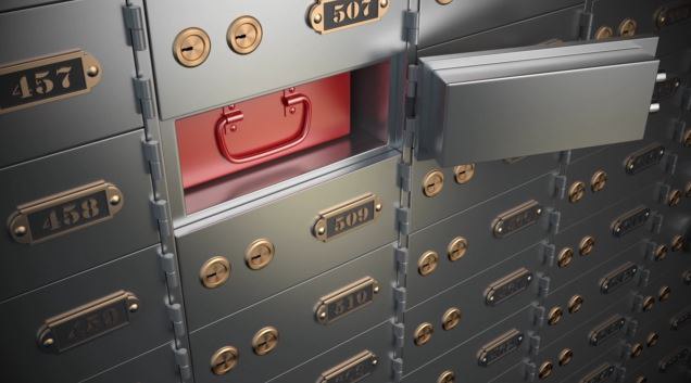 Χιλιάδες ευρώ στη θυρίδα της Χίου – Έρευνα στο σπίτι της μητέρας του πατέρα Αντωνίου