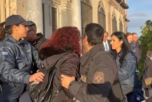 Ξέσπασμα στο δικαστήριο κατά του φονιά της 24χρονης Ερατώς