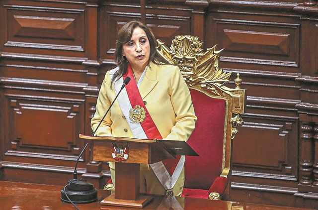 Η νέα πρόεδρος ετοιμάζει κυβέρνηση