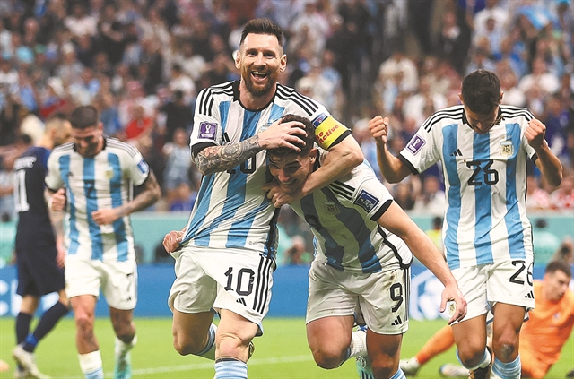 «Ο Θεός θα σε στέψει την Κυριακή»