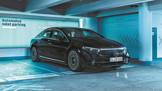 Παρκάρουν μόνα τους!