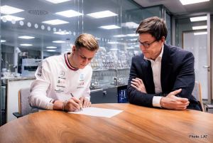 O Mικ Σουμάχερ στη Mercedes