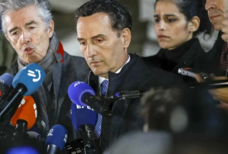 Ποιες είναι οι γαλλικές λέξεις που δεινοπάθησαν στο στόμα του Μιχάλη Δημητρακόπουλου