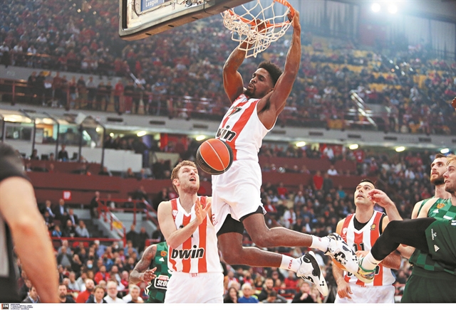 Στα ερυθρόλευκα το ντέρμπι