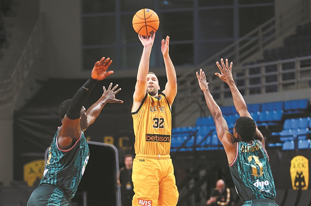 Εκλεισε θέση στα play in