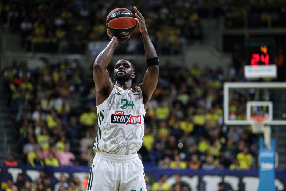 To μήνυμα του Μπέικον πριν το ντέρμπι στο ΣΕΦ