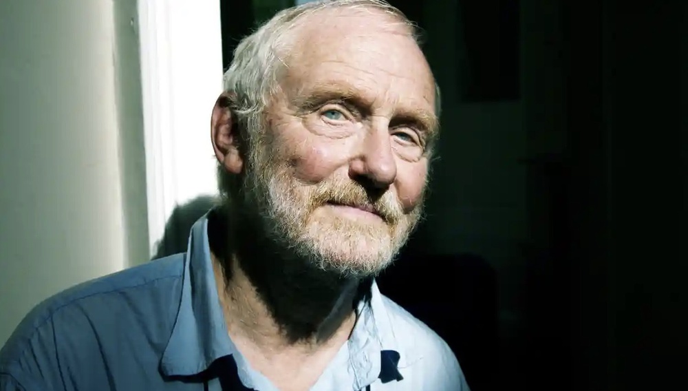 Πέθανε ο δημιουργός του Flash Gordon, Μάικ Χότζες