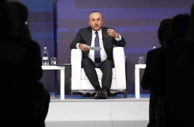 Ο Τσαβούσογλου αλλάζει και τη… γεωγραφία – «Τα νότια σύνορα της Ευρώπης ξεκινούν από την Τουρκία»