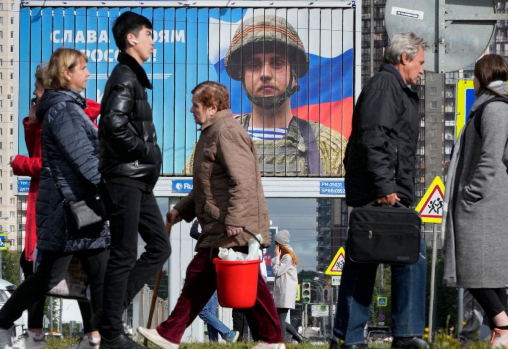 Το 55% των Ρώσων είναι υπέρ των συνομιλιών με την Ουκρανία