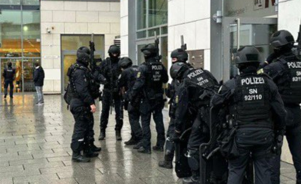 Μεγάλη επιχείρηση της αστυνομίας στη Δρέσδη – Ένοπλος κρατά ομήρους – Πληροφορία για νεκρό