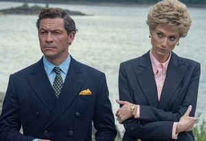 The Crown: Οι πρώτες αντιδράσεις για αμφιλεγόμενες σκηνές με τη Νταϊάνα νεκρή
