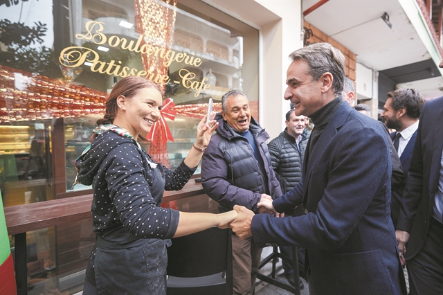 Περιοδεία στον Βορρά με προεκλογικό χρώμα