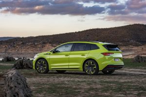 ŠKODA ENYAQ RS iV:  Με δύο ηλεκτροκινητήρες το κορυφαία ηλεκτρικό με ισχύ 220 kW