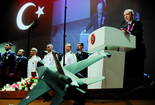 Εκατό χρόνια πίσω γυρνά το ρολόι η Τουρκία –  Απειλεί με πόλεμο
