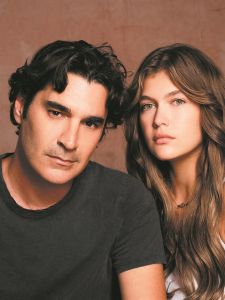 Ζήλιες και ξινίλες