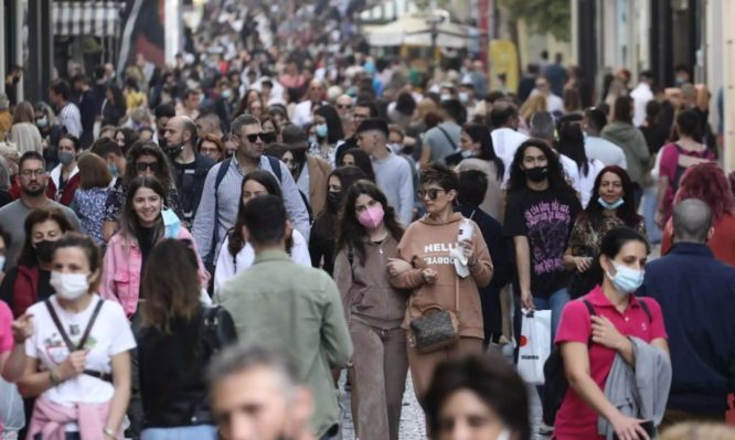 Συναγερμός για την τριπλή επιδημία – Σε έξαρση οι ιογενείς λοιμώξεις