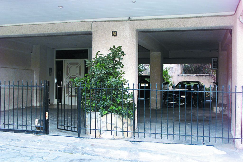 Ερχεται ρύθμιση για τα πάρκινγκ στις πιλοτές