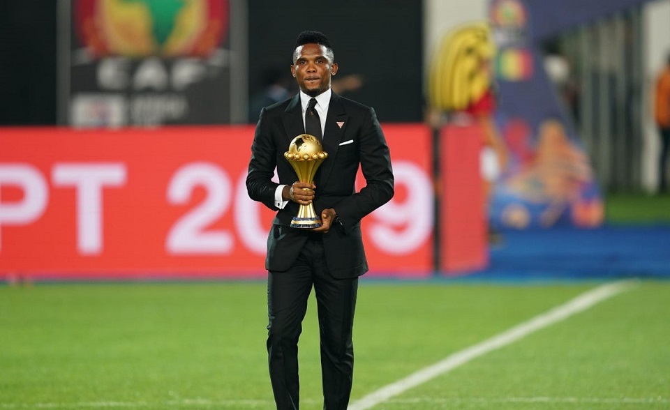 Aπίστευτο: Ο Ετό επιτέθηκε με κλωτσιές σε Αλγερινό youtuber μετά τον αγώνα της Βραζιλίας με τη Νότια Κορέα