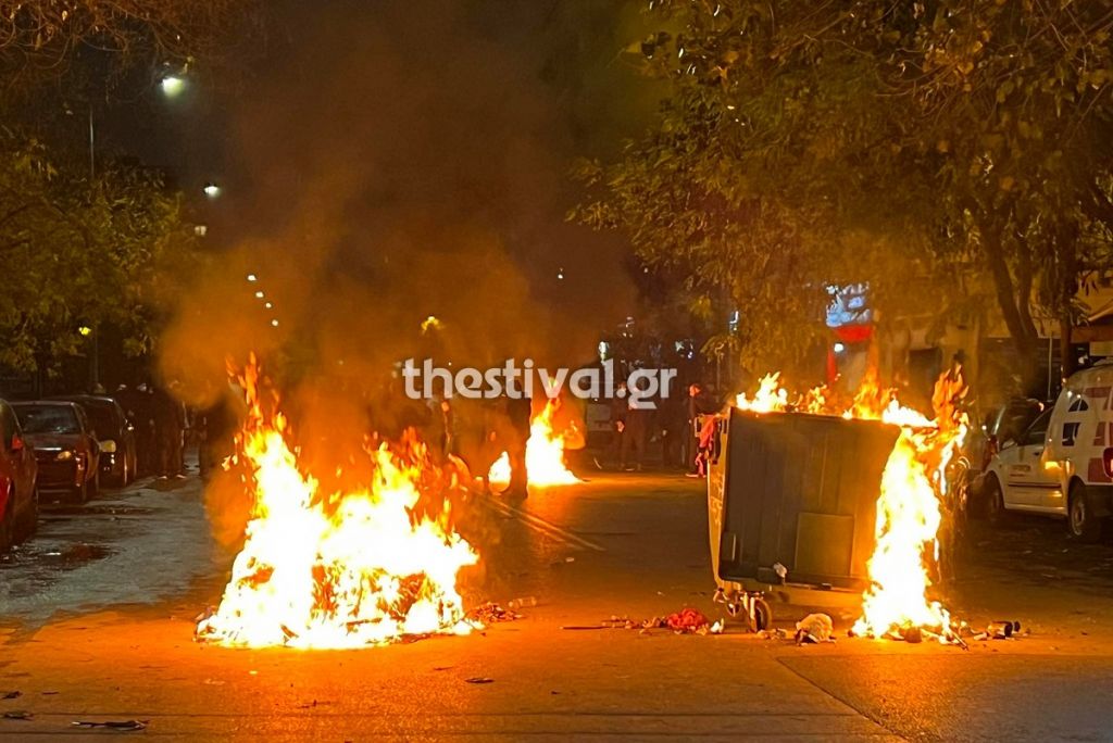 Ενταση και επεισόδια έξω από Ιπποκράτειο για τον τραυματισμό του 16χρονου