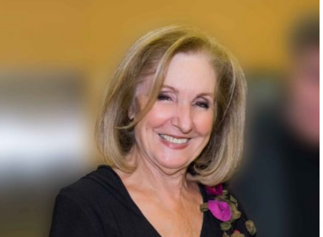 Αυτή είναι η δεύτερη δουλειά της που της έδινε 50.000 ευρώ το μήνα