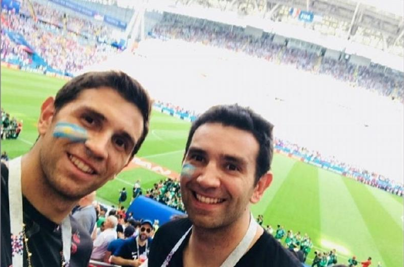 Το 2018 θεατής και το 2022 στον ημιτελικό του Μουντιάλ – Η απίστευτη ιστορία του «φύλακα άγγελου» της Αργεντινής