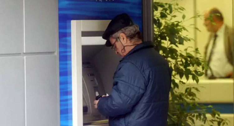 Πότε καταβάλλονται €3 δισ. σε 3 εκατ. δικαιούχους