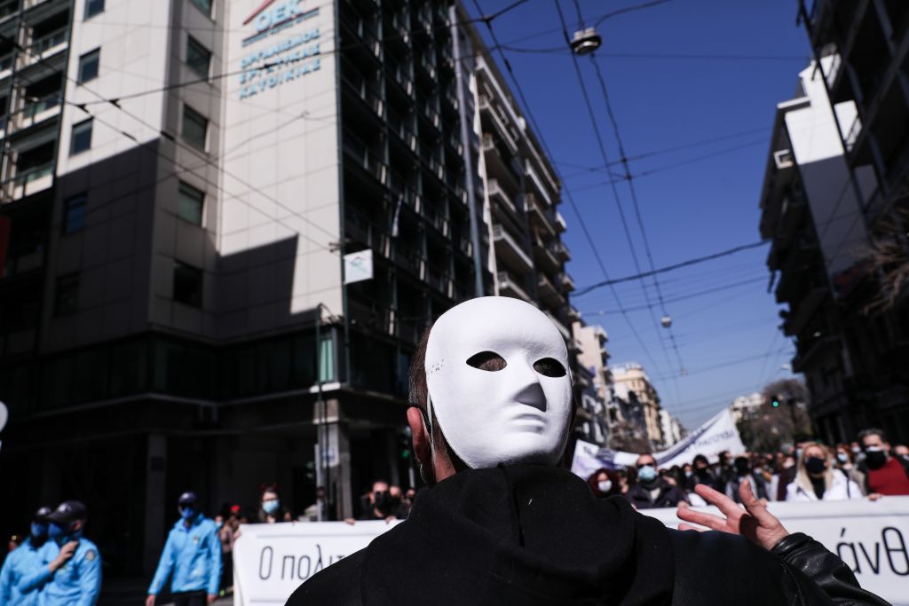 ΣΥΡΙΖΑ: Να καταργηθεί το κατάπτυστο Προεδρικό Διάταγμα, υποβαθμίζει τα πτυχία των καλλιτεχνών