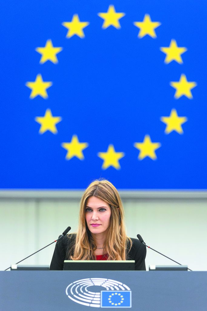 Υπό κράτηση με βαριές κατηγορίες