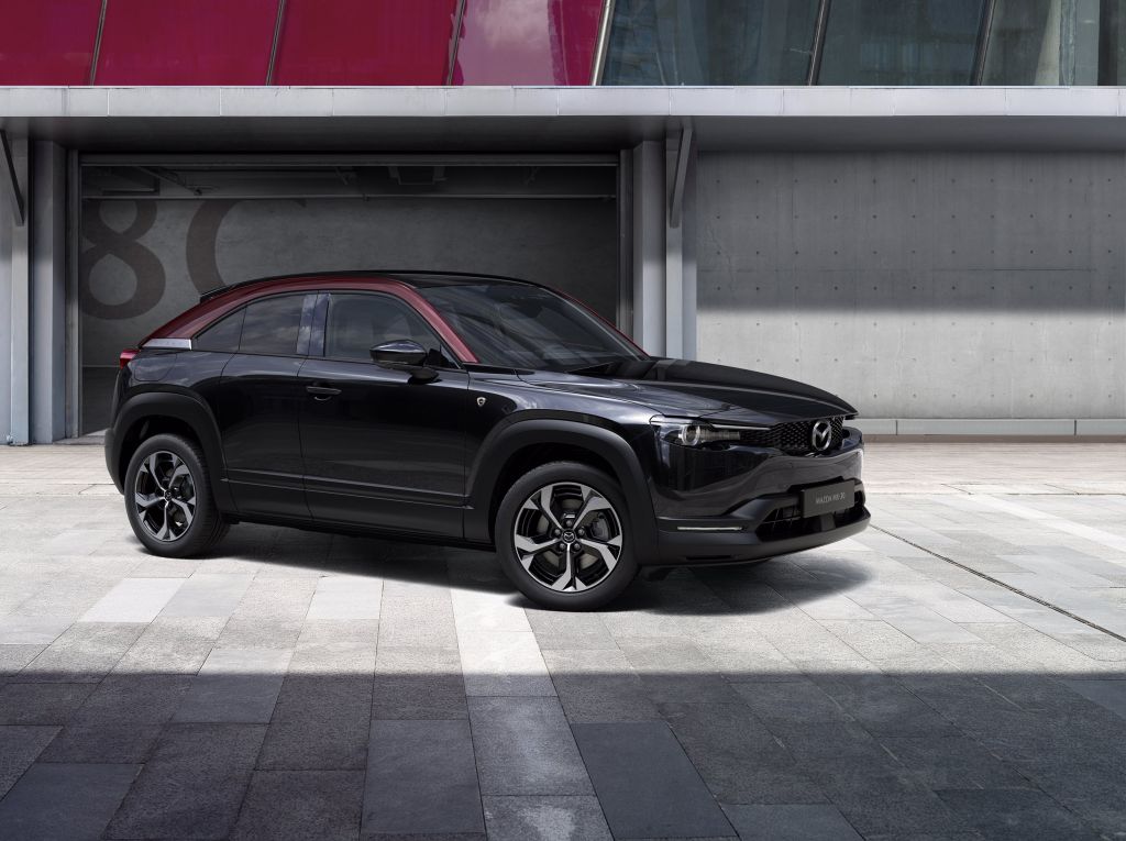 Mazda: Σε πρώτη παρουσίαση το νέο  MX-30 e-Skyactiv R-EV