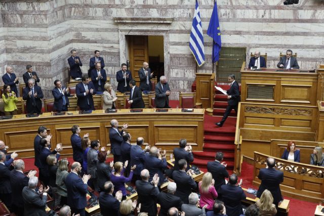 Βουλή: Καταψηφίστηκε η πρόταση μομφής του ΣΥΡΙΖΑ κατά της κυβέρνησης