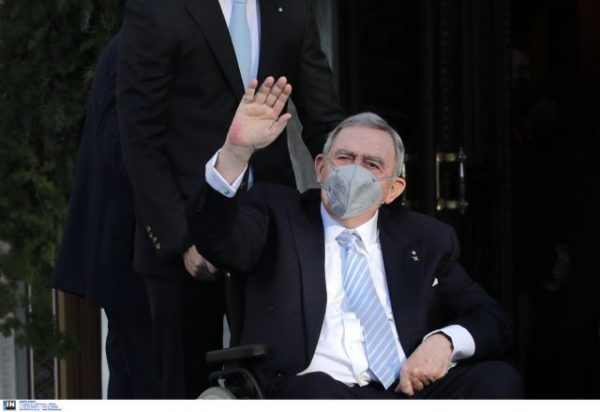 Τέως βασιλιάς Κωνσταντίνος: Πώς θα εκπροσωπηθεί η κυβέρνηση στην κηδεία του