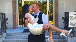 Ομολόγησε ότι αποκεφάλισε την 21χρονη σύζυγό του