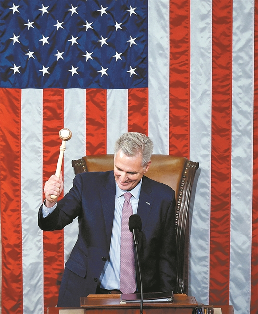 Πρόεδρος της Βουλής, όμηρος των ακροδεξιών