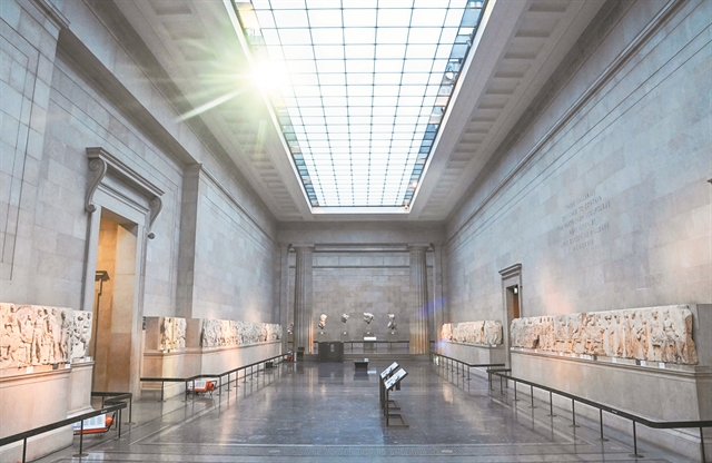 Διπλή έκθεση των Γλυπτών προβλέπει ο Οσμπορν