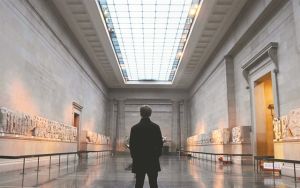 Στα «άδυτα» των διαπραγματεύσεων