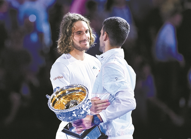 Ελληνική υπόκλιση στον βασιλιά Νόλε