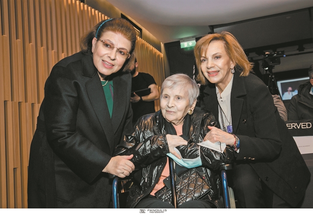 Το αρχαίο δράμα στους Δελφούς…